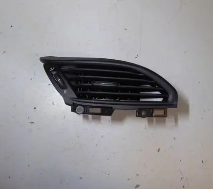 Fiat Tipo Dashboard side air vent grill/cover trim 07356508730