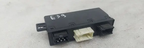 BMW 5 E39 Door control unit/module 613583787739 689667
