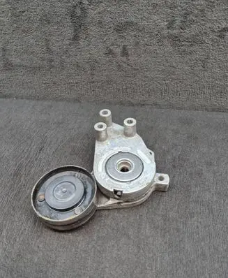Audi A6 S6 C4 4A Generator/alternator belt tensioner 046903133A