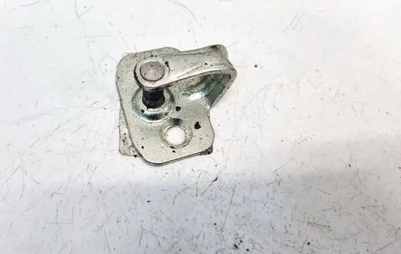Chevrolet Captiva Front door lock loop/hook striker 