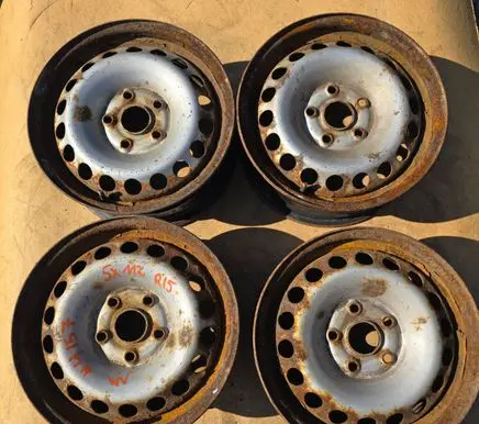 Volkswagen Golf III R15 steel rim 0515024