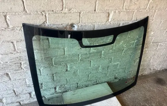 Volvo S60 Rear windscreen/windshield window