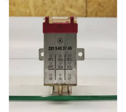 Mercedes-Benz 190 W201 Other relay 2015403745