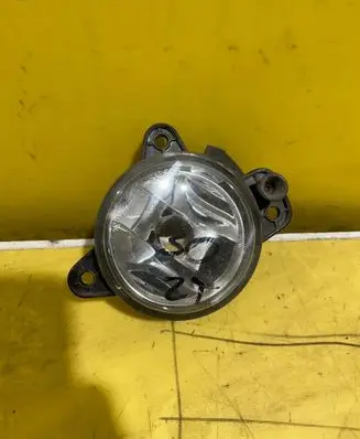 Volkswagen Polo IV 9N3 Front fog light