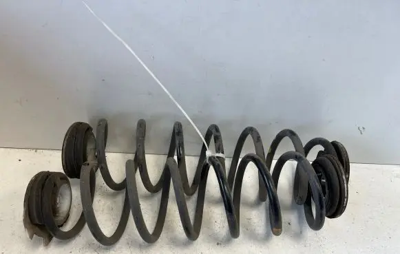Opel Mokka B Rear coil spring