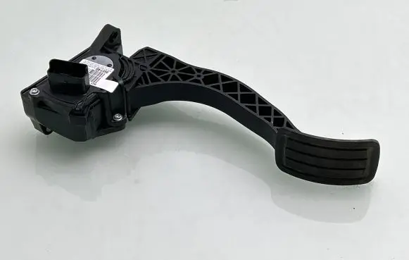 Citroen Berlingo Accelerator throttle pedal 86ET403032685 9674829780