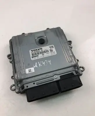Volvo S80 Engine control unit/module 31303095AC