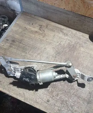 Fiat Sedici Front wiper linkage 3811081K00