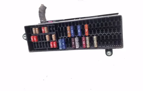 Volkswagen Touran I Fuse module 0527186930 1T2970039