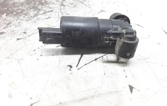 Windscreen/windshield washer pump