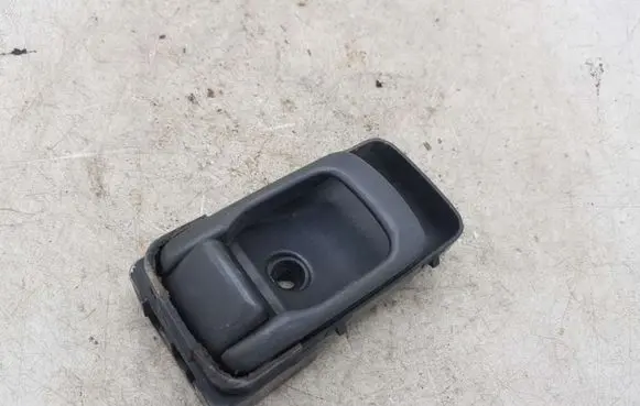 Subaru Impreza II Front door interior handle NOCODE