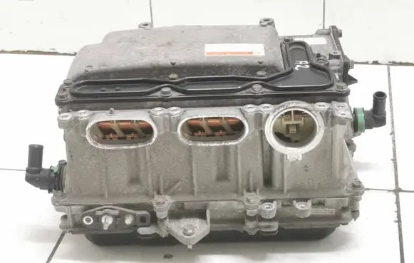 Toyota Auris E180 Voltage converter inverter G920076030 G920147053