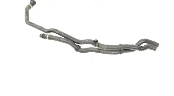 Volkswagen PASSAT B6 Engine coolant pipe/hose 9223587