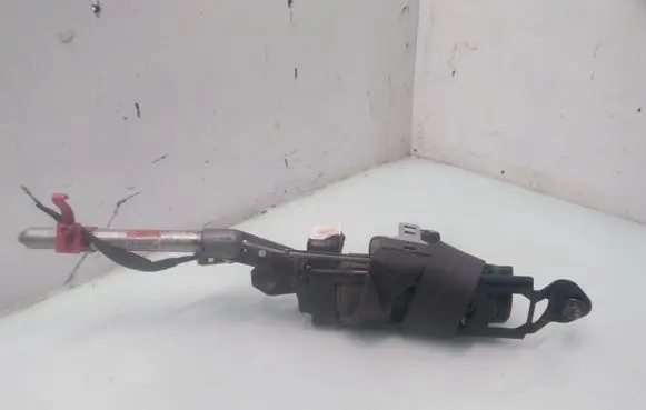 Volvo V70 Front seatbelt 30662993