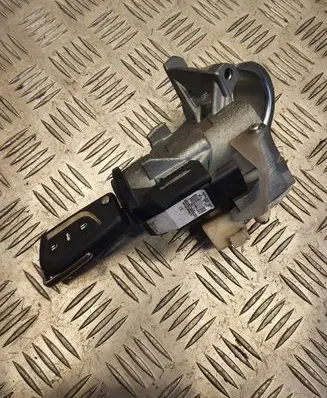 Toyota Avensis T270 Ignition lock