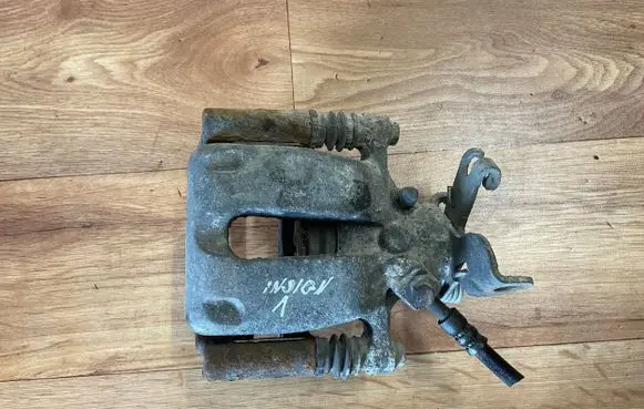 Opel Insignia A Rear brake caliper 