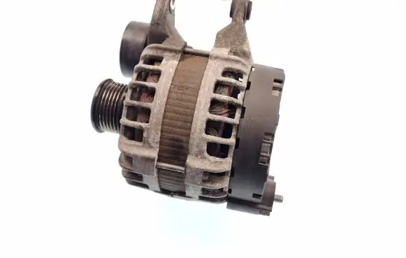 Mercedes-Benz C W205 Generator/alternator A0009067703 0009067703 0125812011