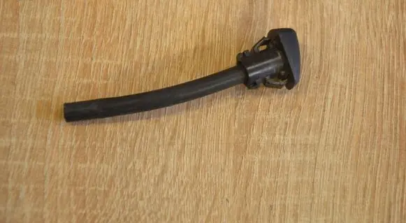 KIA Stinger Windshield washer spray nozzle 