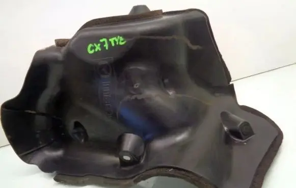 Mazda CX-7 Front arch 