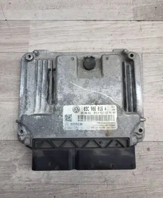 Volkswagen Golf VI Engine control unit/module 03C906016A 03C906016