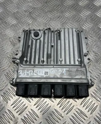 BMW 5 G30 G31 Engine control unit/module 8599189 820082427 0281034318