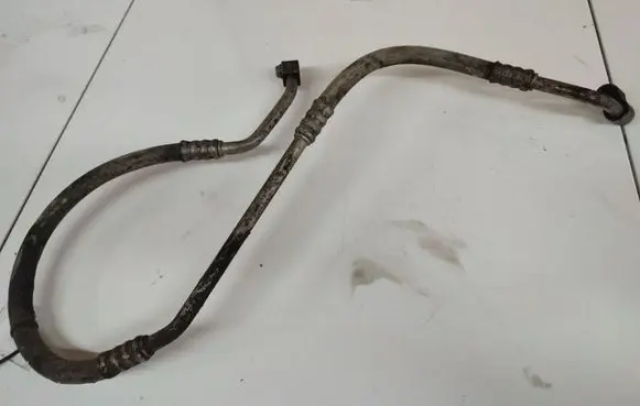Opel Zafira A Air conditioning (A/C) pipe/hose 