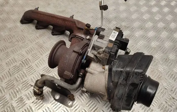 BMW 3 F30 F35 F31 Turbo 11657823270 782320207