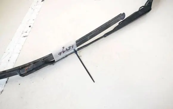 KIA Ceed Front wiper blade arm f00851f046