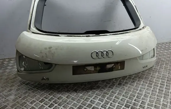 Audi A1 Tailgate/trunk/boot lid