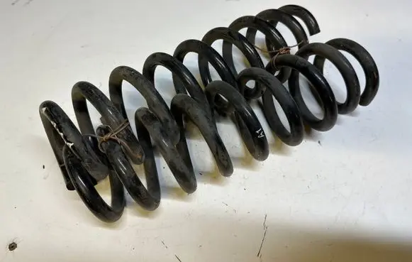 BMW 1 E82 E88 Rear coil spring