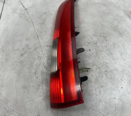 Volvo V70 Rear/tail lights 9154494