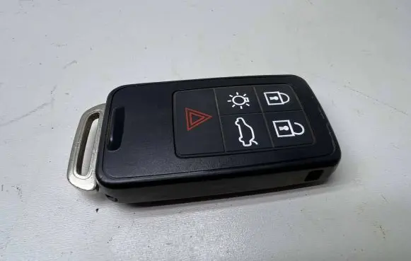 Volvo XC60 Ignition key/card 