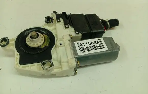 Volkswagen Golf IV Rear door window regulator motor 1J4959812C