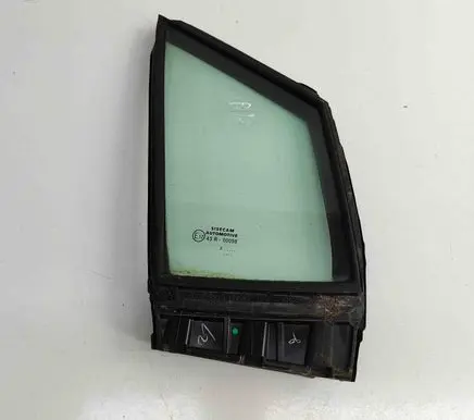 Toyota Corolla E210 E21 Front door vent window glass four-door 6821502020
