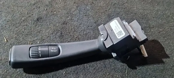 Volvo V60 Indicator stalk 31327904