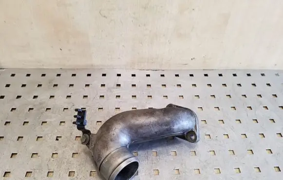 Nissan Pathfinder R51 Intercooler hose/pipe