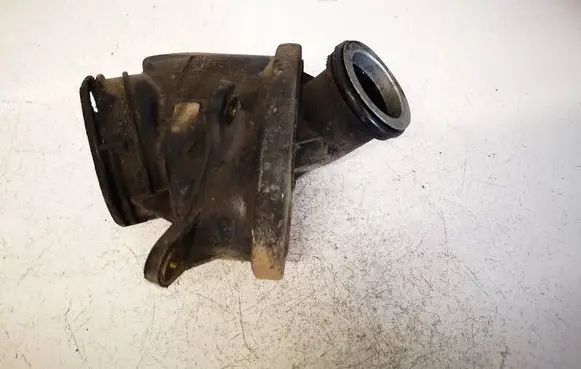 Mercedes-Benz E W211 Intake resonator A6110981607