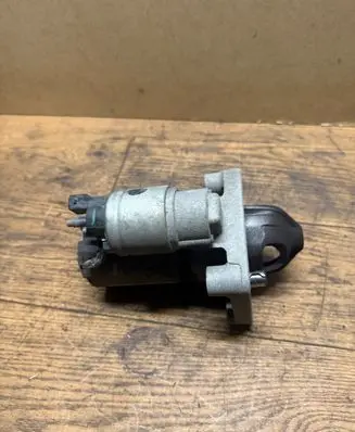 Peugeot 3008 II Starter motor ESM18E8 9674077280 19G74115