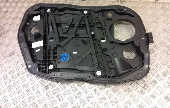 KIA Pro Cee'd III Front window lifting mechanism without motor 82470J7160