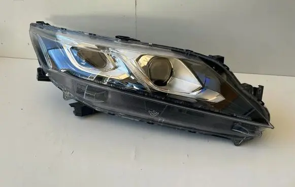 Mitsubishi Eclipse Cross Headlight/headlamp