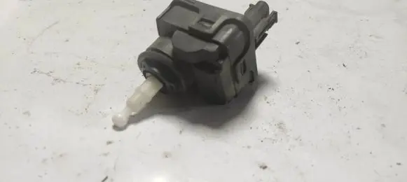 Mitsubishi Space Star Headlight level adjustment motor 00728232