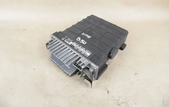 Mercedes-Benz Vito Viano W638 Engine control unit/module 0235450632 0281001705
