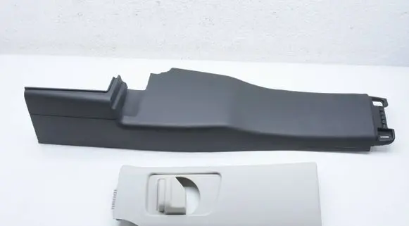 Mercedes-Benz Vito Viano W447 (B) pillar trim (bottom) A4476906325 A4476904825