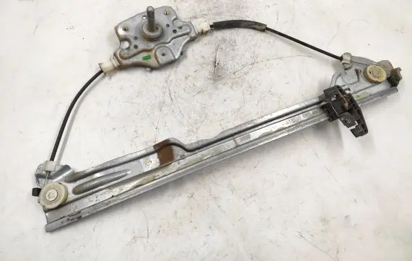 Renault Modus Rear door manual window regulator 