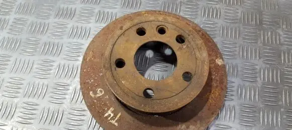 Volkswagen Transporter - Caravelle T4 Front brake disc