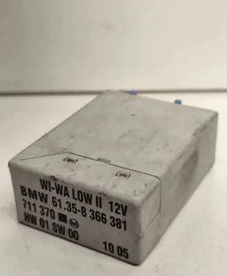 BMW 3 E36 Window wiper relay 61358366381 711370