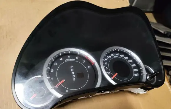 Honda Accord Speedometer (instrument cluster) 78100TL5G013M1