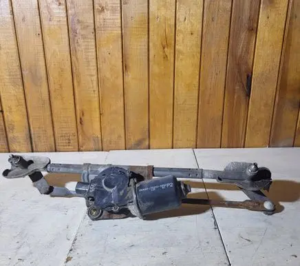 Suzuki Liana Front wiper linkage and motor 1592005592
