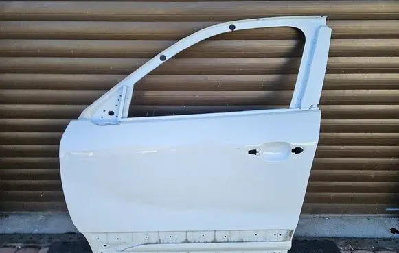 Opel Mokka B Front door 