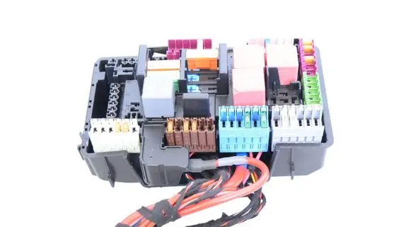 BMW X1 F48 F49 Fuse box set A2059068501 A2055847010